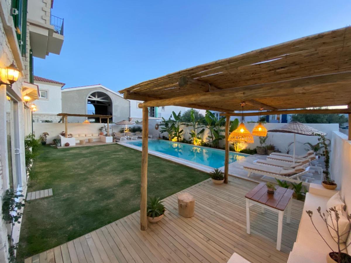 Melekaki Alacati Cesme Bagian luar foto